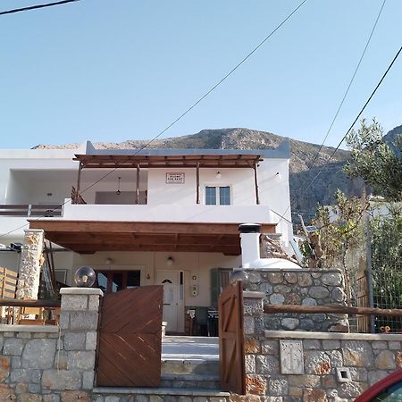 Manolakis Pizanias Daire Emborios Dış mekan fotoğraf